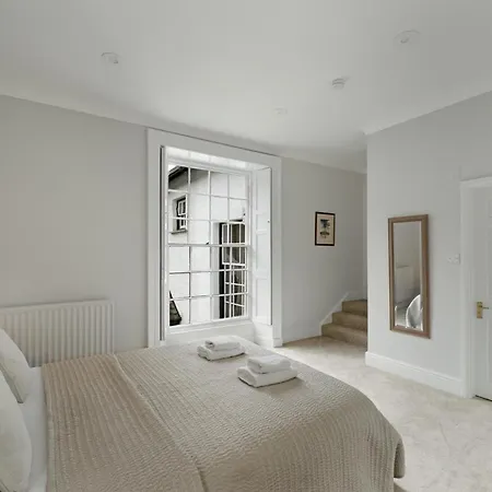 3 Miller Bridge House *