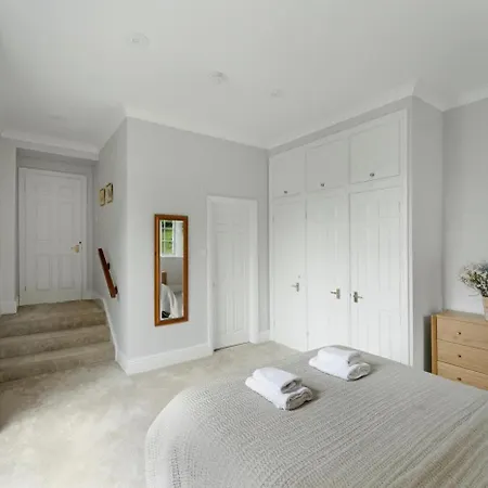 2 Bed In Oc-lr011 דירה